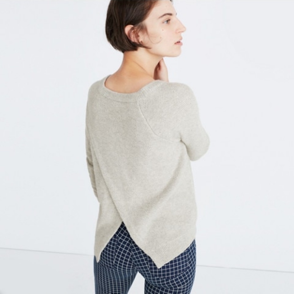 Province Cross-Back Pullover Sweater